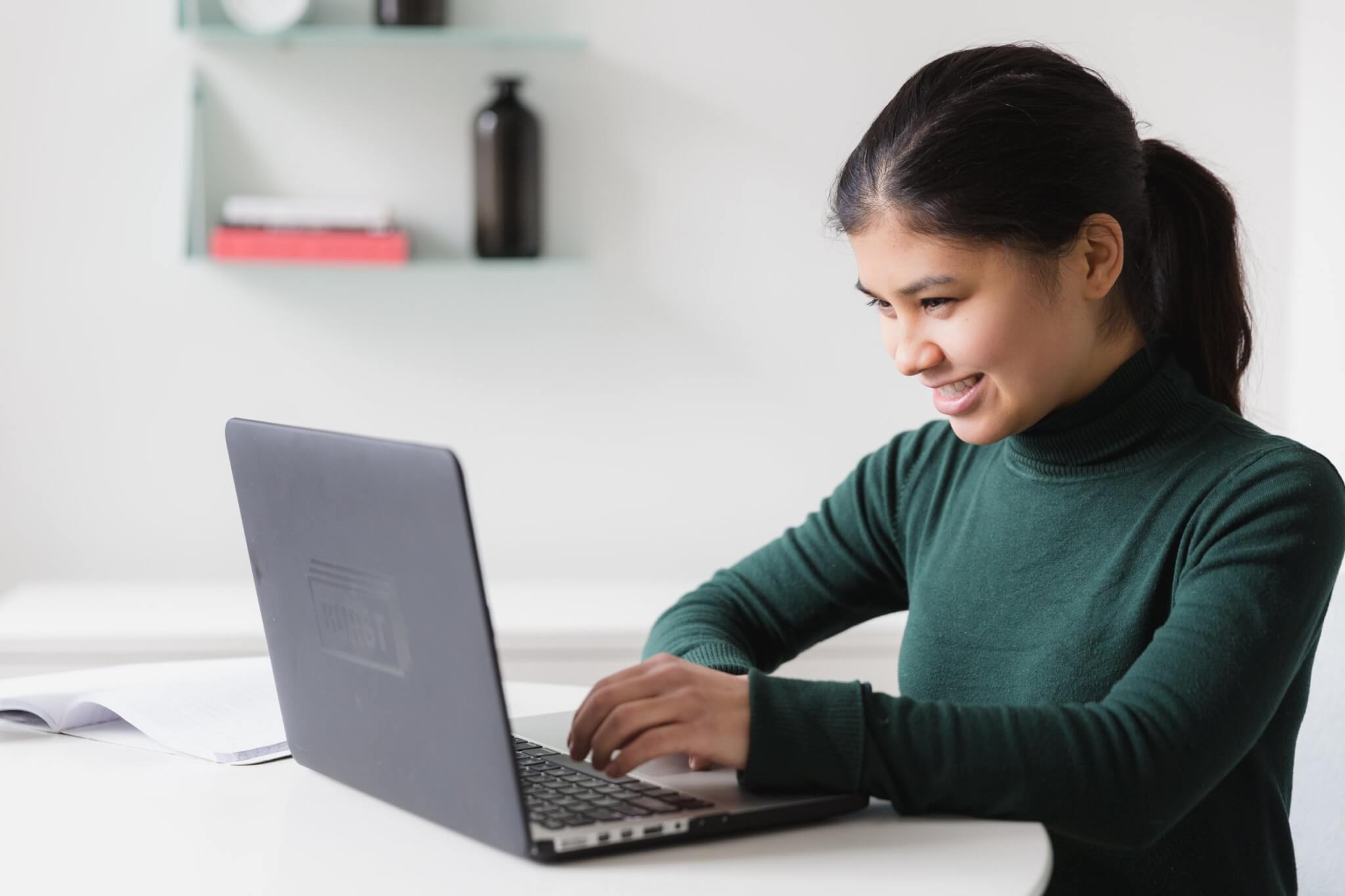 happy-woman-on-computer